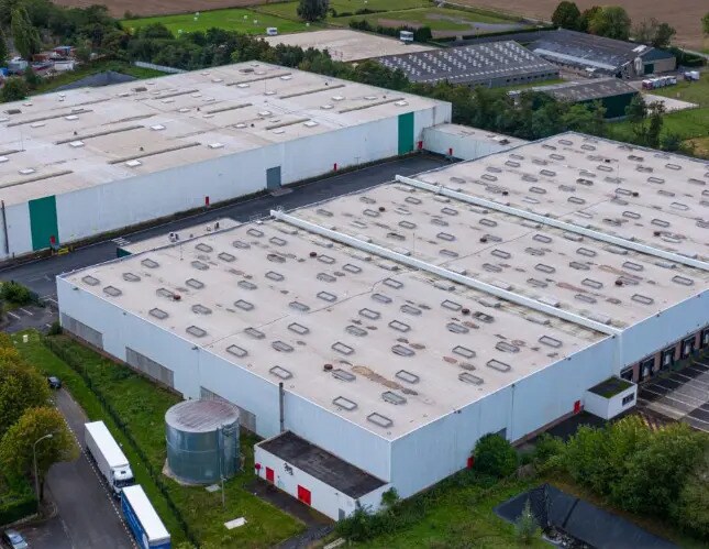 Industriel/Logistique dans Hénin-Beaumont à louer - Photo de l’immeuble – Image 2 sur 9