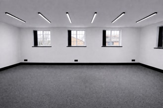 Sandown Rd, Watford à louer Photo intérieure– Image 1 sur 8