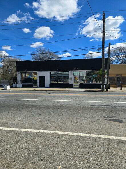 790-792 SW Cascade Rd, Atlanta, GA à vendre - Photo de l’immeuble – Image 2 sur 3