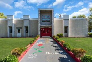 Plus de détails pour 321 W Farms Rd, Farmingdale, NJ - Local commercial à vendre