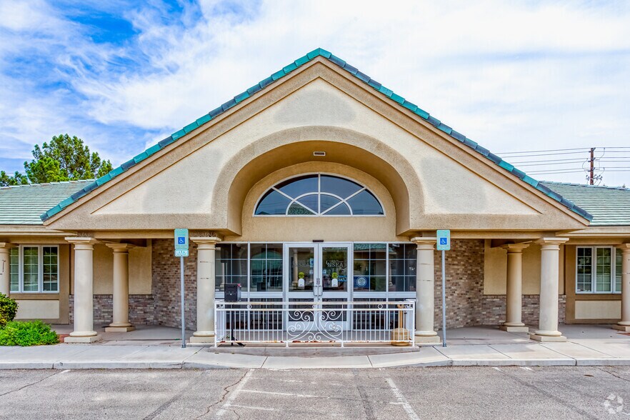 3511 E Harmon Ave, Las Vegas, NV à vendre - Photo de l’immeuble – Image 3 sur 30