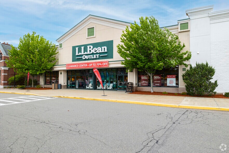 100 Nashua Mall, Nashua, NH à louer - Photo principale – Image 1 sur 5