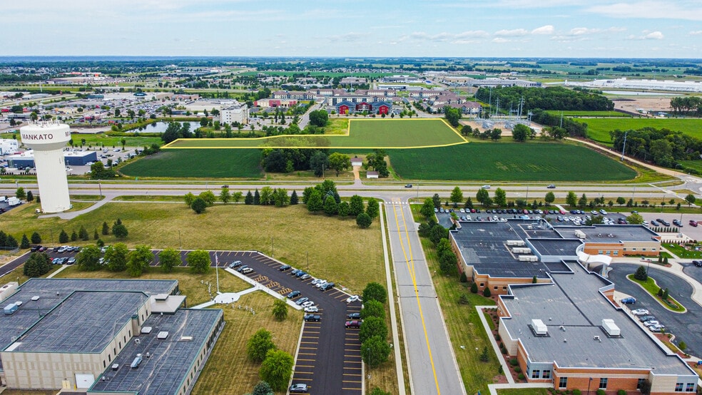1X Adams, Mankato, MN à vendre - Aérien – Image 2 sur 4