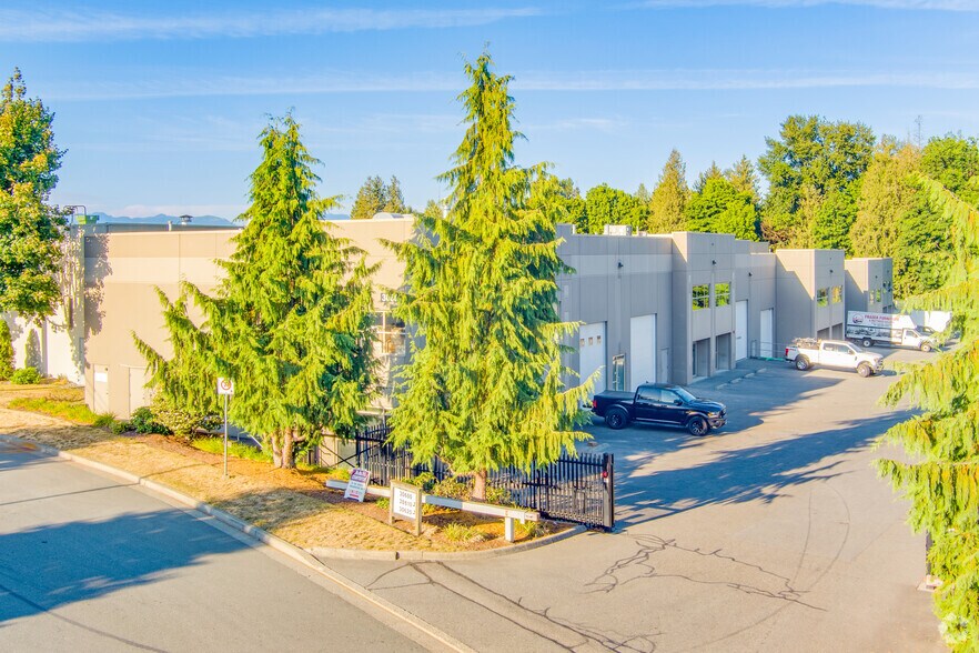 30600-30610 Progressive Way, Abbotsford, BC à vendre - Photo de l’immeuble – Image 2 sur 40