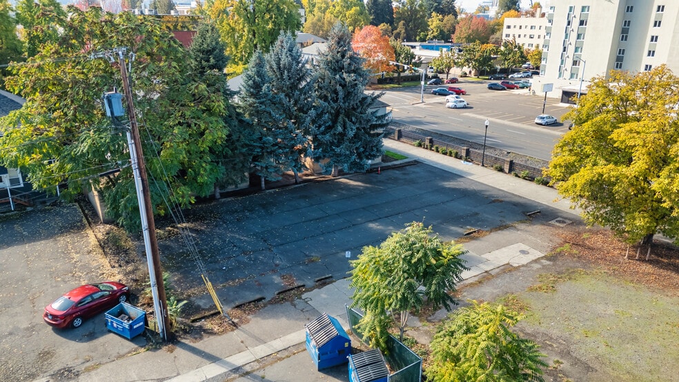 348 12th NE st, Salem, OR à vendre - Photo principale – Image 1 sur 6