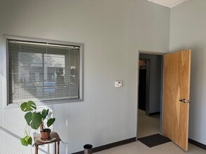 459-599 Spencer Ln, San Antonio, TX à louer Photo intérieure– Image 1 sur 10