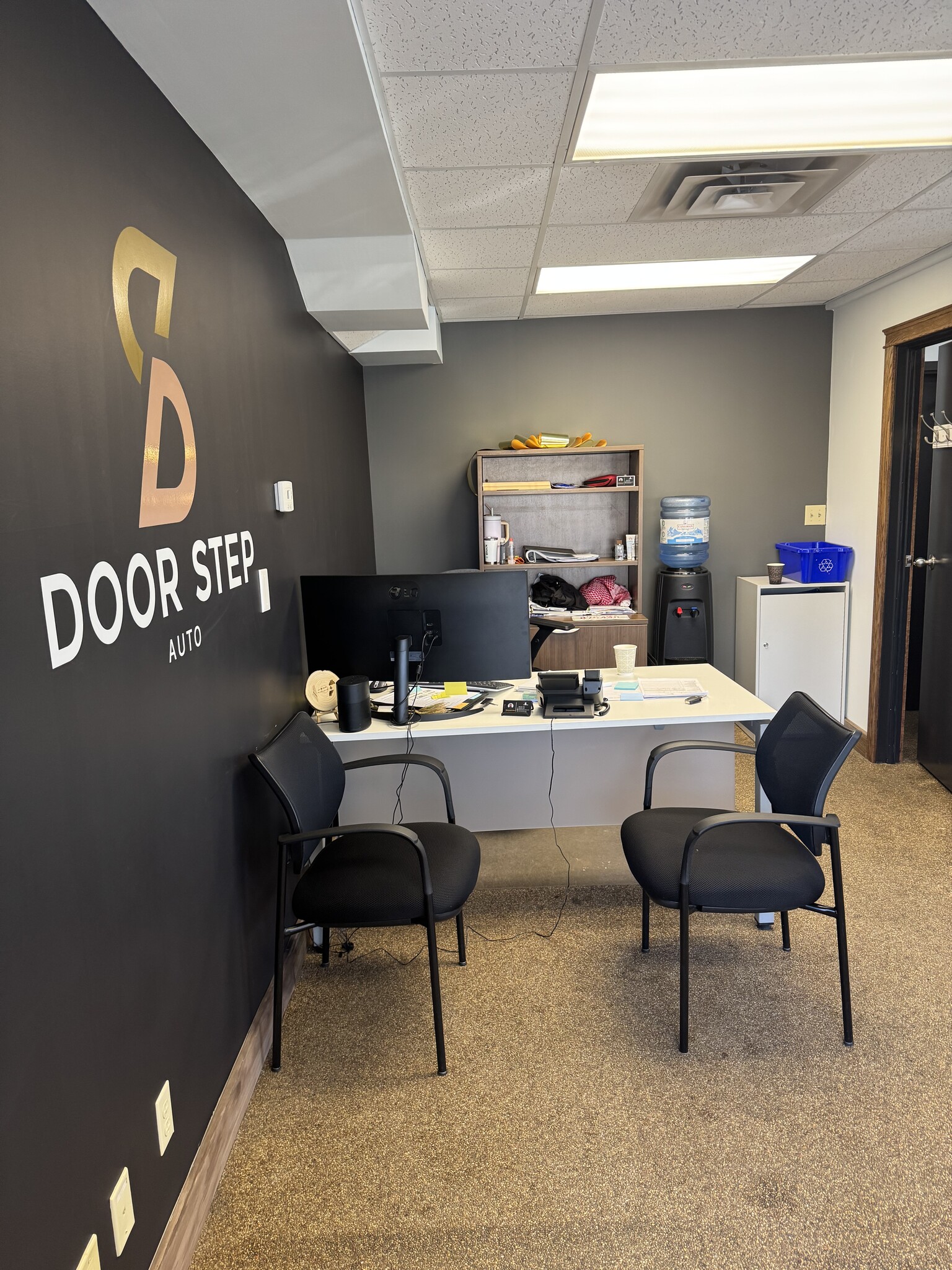 10351 60th Ave NW, Edmonton, AB à louer Photo de l’immeuble– Image 1 sur 7