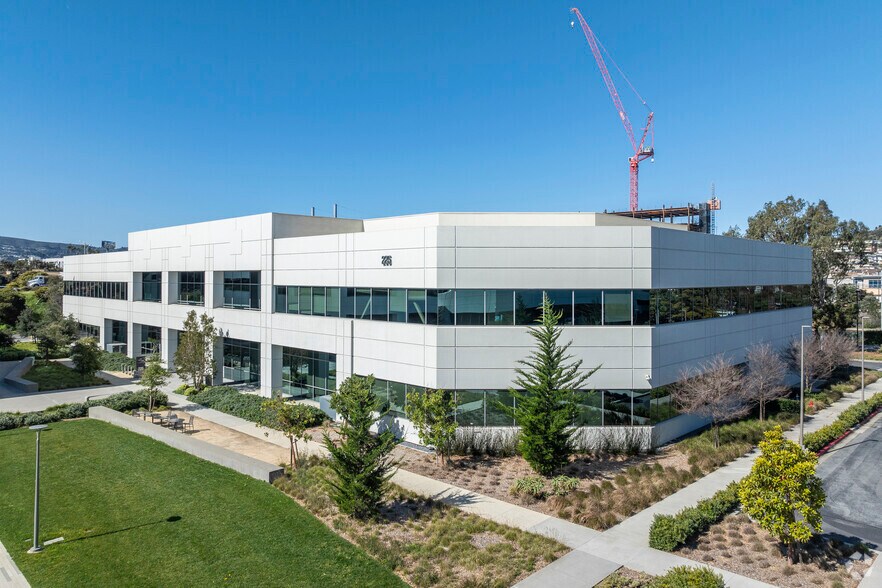 225 Gateway Blvd, South San Francisco, CA à louer - Photo de l’immeuble – Image 2 sur 7