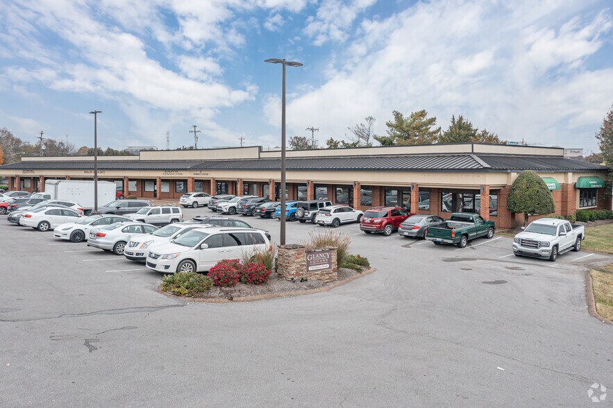 110 Glancy St, Goodlettsville, TN à louer - Photo principale – Image 1 sur 14