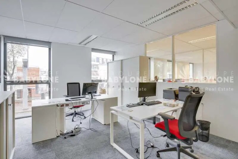 Bureau dans Rueil-Malmaison à louer - Photo intérieure – Image 3 sur 12