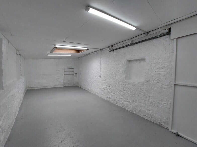 45-47 Hawthornvale, Edinburgh à louer - Photo de l’immeuble – Image 2 sur 7