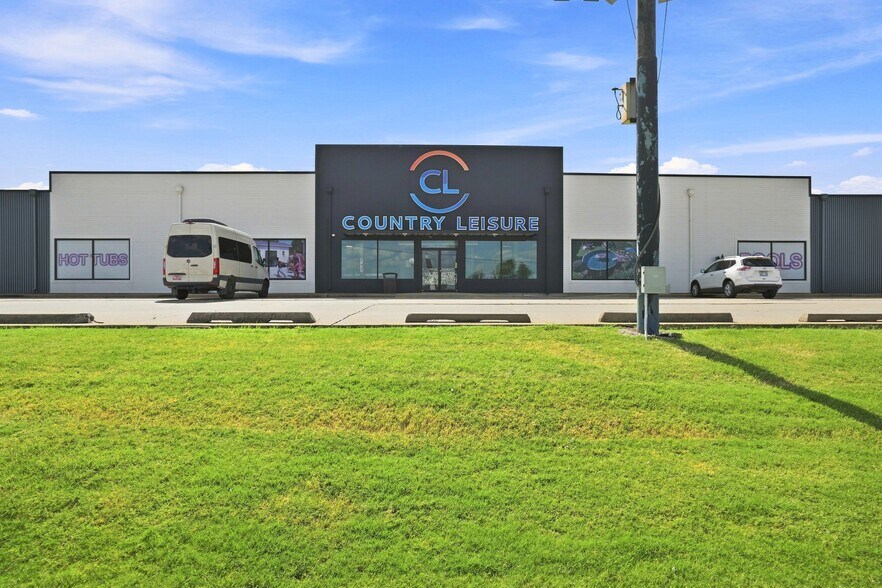 3001 N I-35 Service Rd, Moore, OK à vendre - Photo principale – Image 1 sur 6