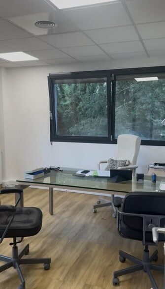 11-13 Rue Des Aulnes, Limonest à vendre - Photo intérieure – Image 3 sur 5