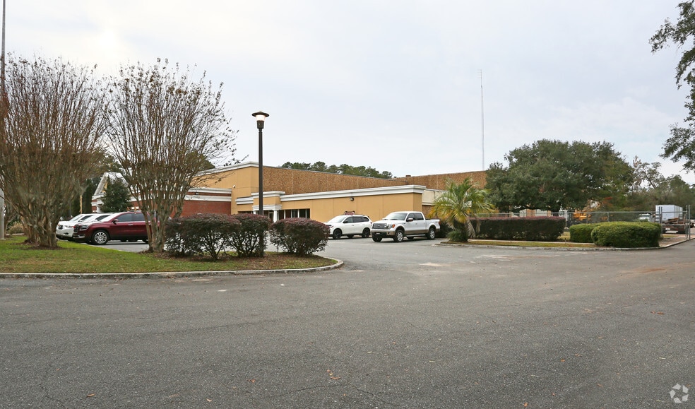 4708 NW Capital Cir NW, Tallahassee, FL à vendre - Photo de l’immeuble – Image 3 sur 33