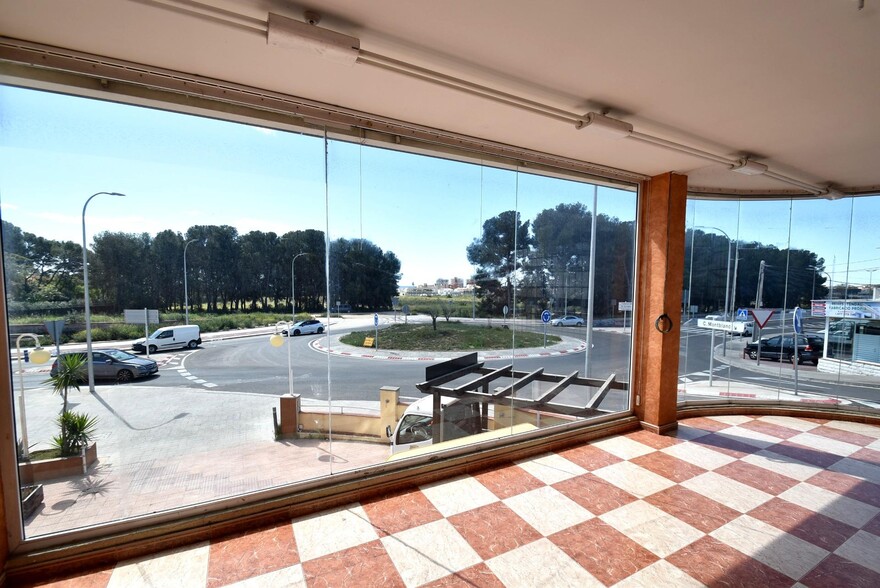 View Photo