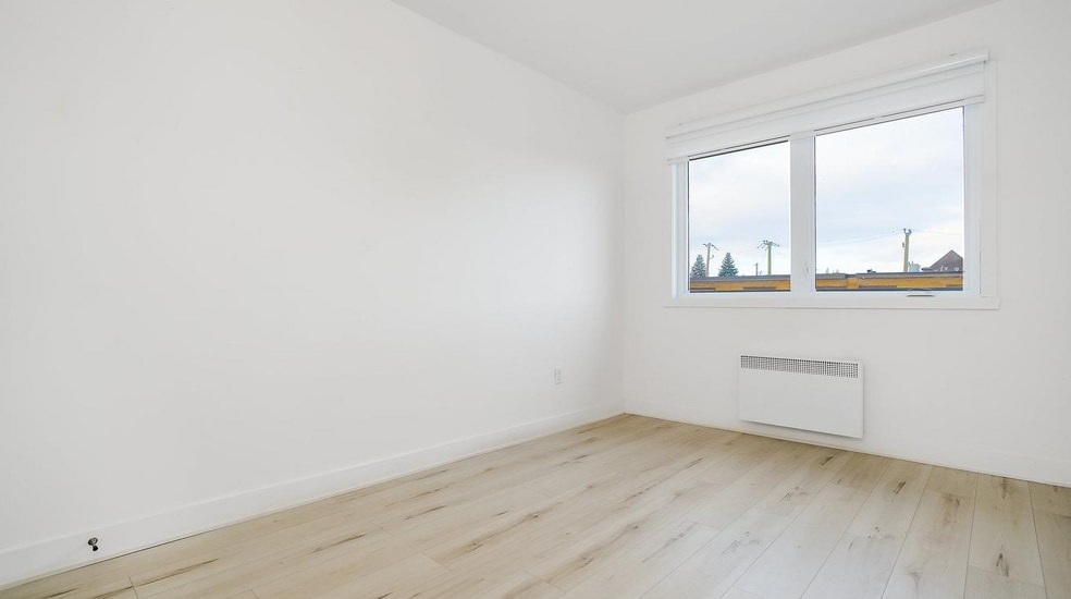 4720 Rue D'antibes, Montréal, QC à vendre - Photo intérieure – Image 3 sur 10