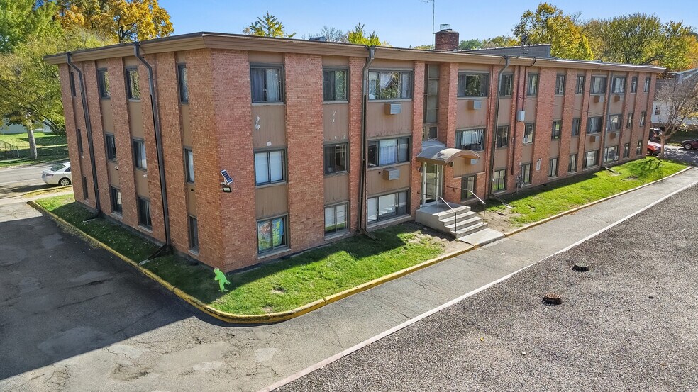 729 Oakdale Ave, Saint Paul, MN à vendre - Photo de l’immeuble – Image 2 sur 24
