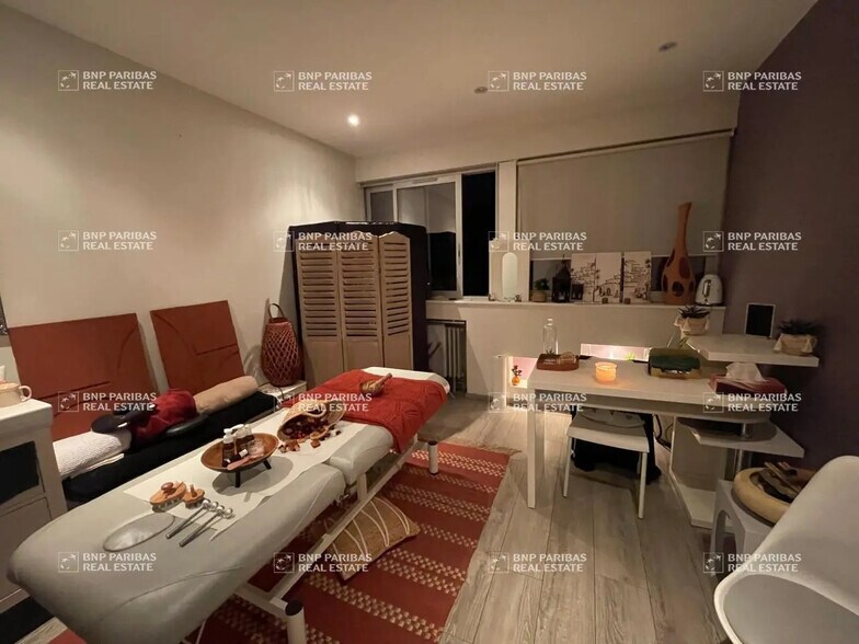 Bureau dans Strasbourg à vendre - Photo intérieure – Image 2 sur 12