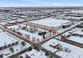 Plus de détails pour 601 Supertest Rd, Toronto, ON - Terrain à vendre