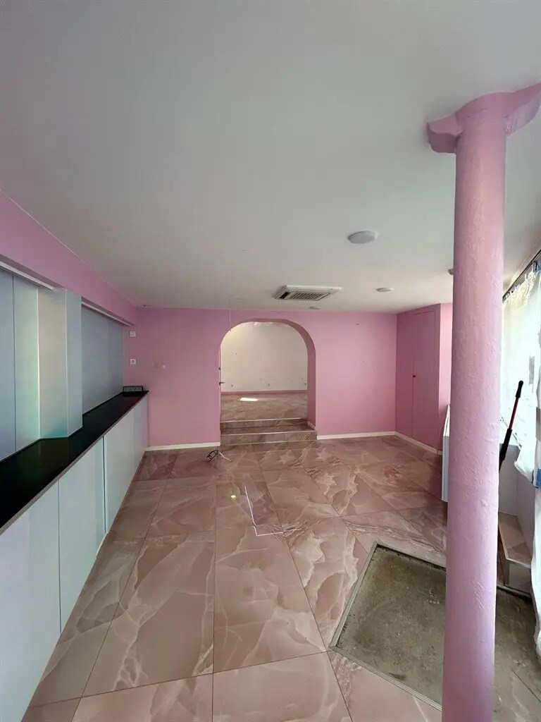 Local commercial dans Saint-Mandé à louer Photo de l’immeuble– Image 1 sur 7