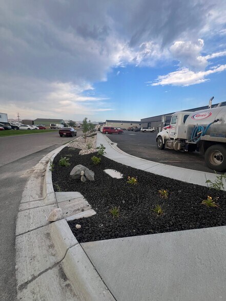 231 Tailwind Cir, Chubbuck, ID à louer - Photo de l’immeuble – Image 3 sur 17