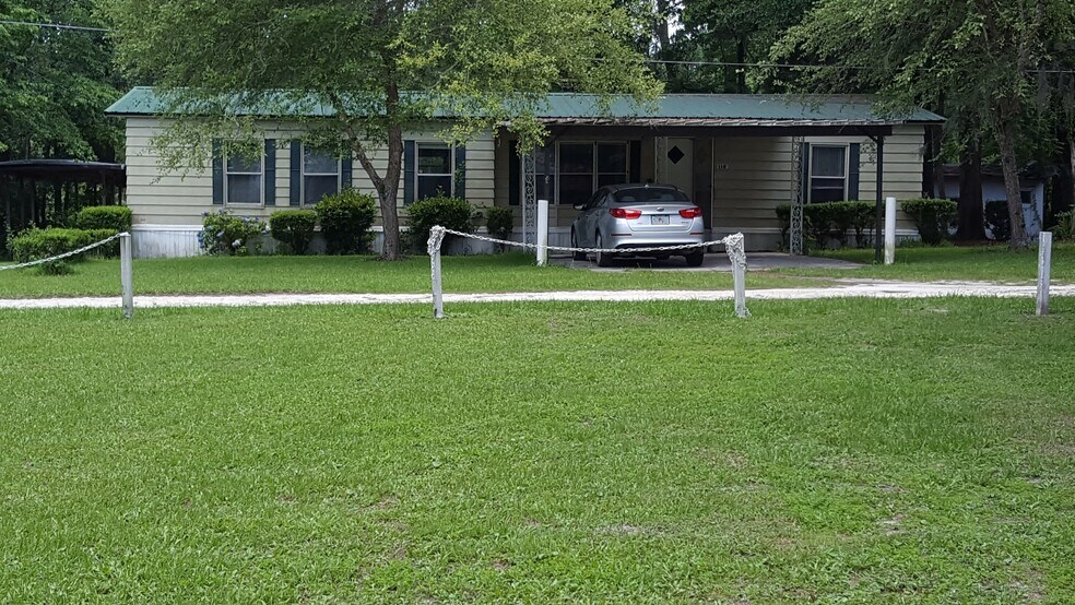 220 SE Rose Cove Gln, Lake City, FL à vendre - Photo de l’immeuble – Image 3 sur 11