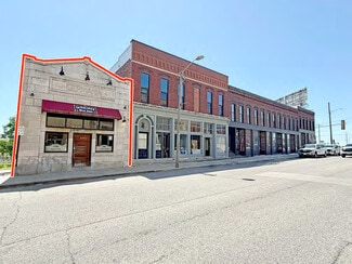 Plus de détails pour 617 E Broadway St, Alton, IL - Local commercial à louer