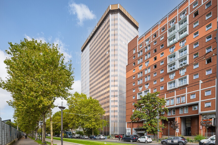 Bureau dans Pantin à vendre - Photo de l’immeuble – Image 1 sur 4