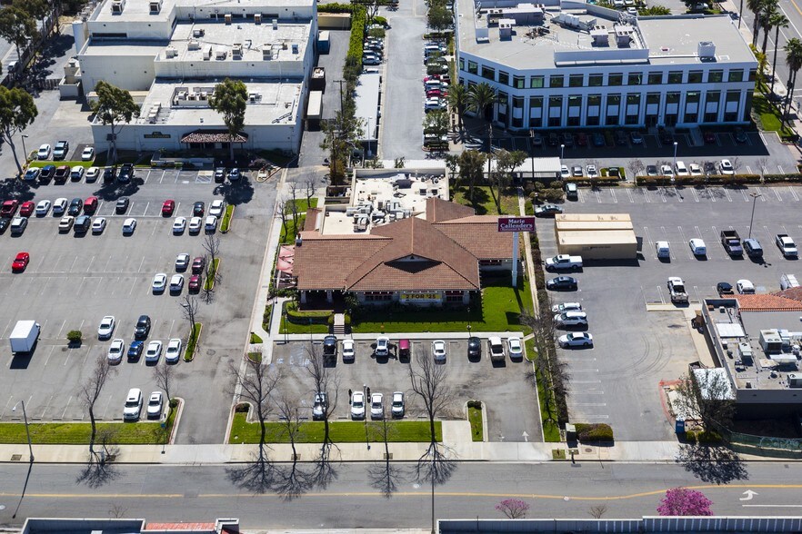 160 E Rincon St, Corona, CA à vendre - Photo de l’immeuble – Image 2 sur 6