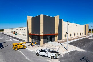 Plus de détails pour 1500 County Line Rd, Plant City, FL - Industriel/Logistique à louer