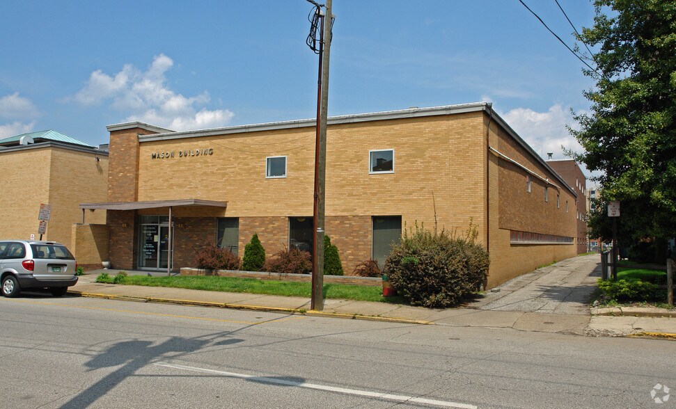 1206 Quarrier St, Charleston, WV à louer - Photo de l’immeuble – Image 2 sur 14