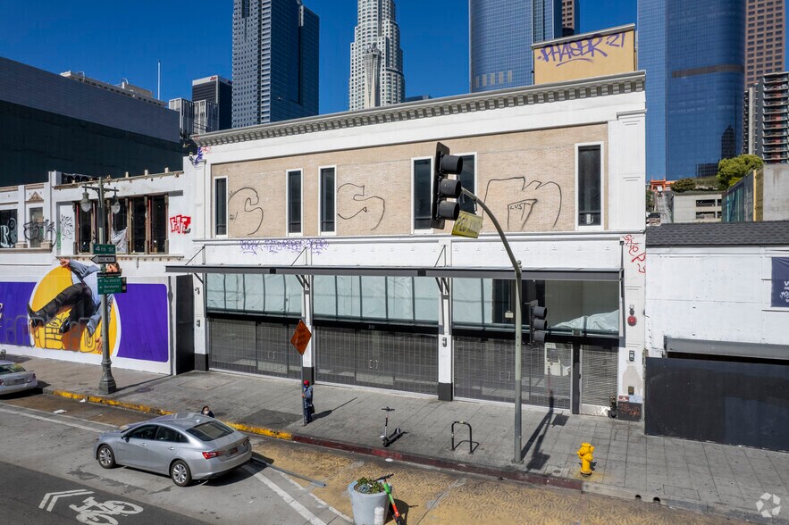 331 S Broadway, Los Angeles, CA à louer - Photo de l’immeuble – Image 3 sur 6
