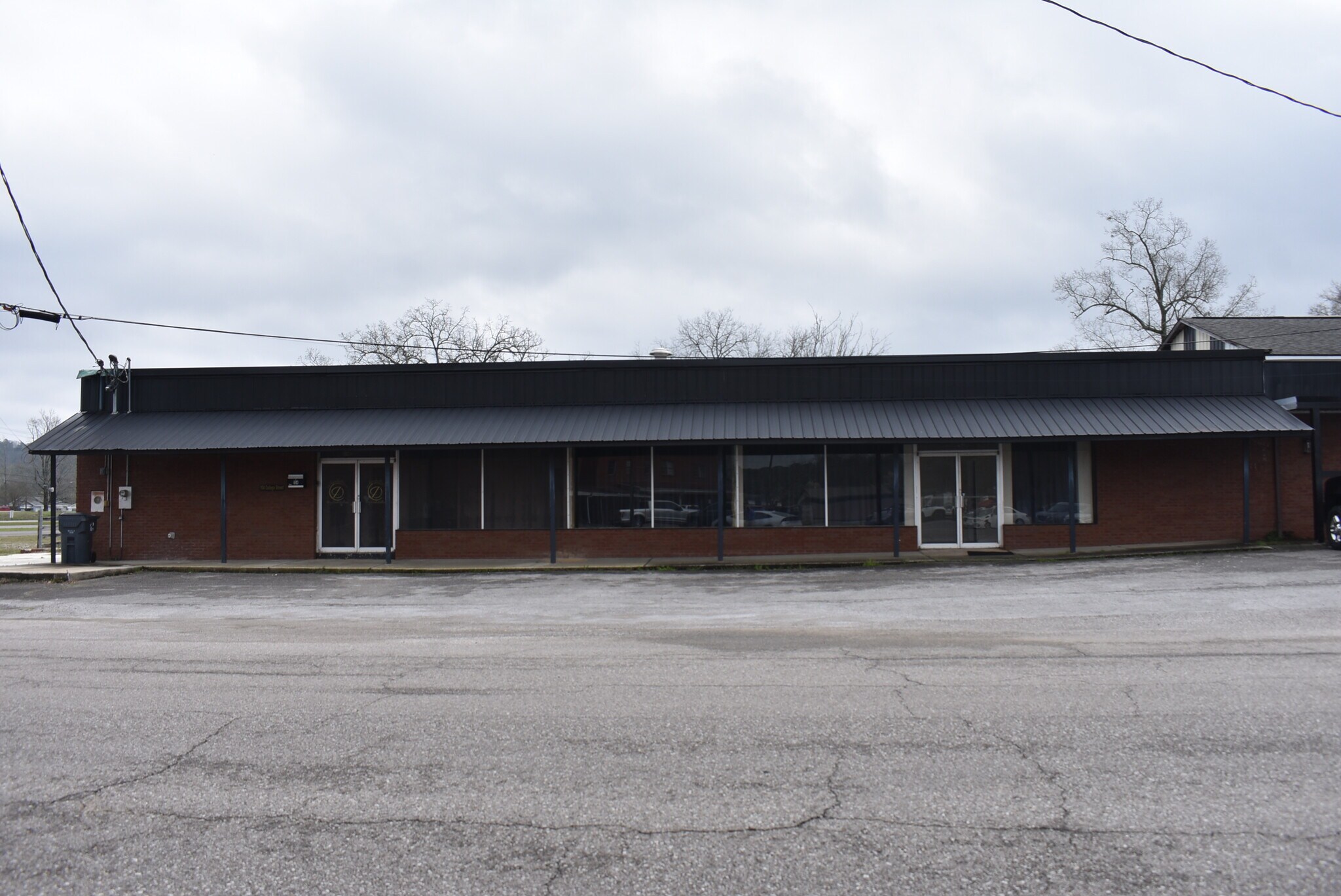 104 N College St, Gadsden, AL à vendre Photo de l’immeuble– Image 1 sur 14