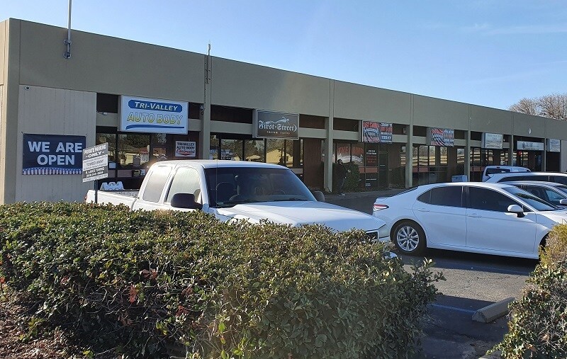 3505-3529 1st St, Livermore, CA à louer - Photo de l’immeuble – Image 2 sur 3