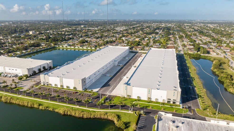 3500 SW 20th St, Pembroke Park, FL à louer - Aérien – Image 3 sur 15