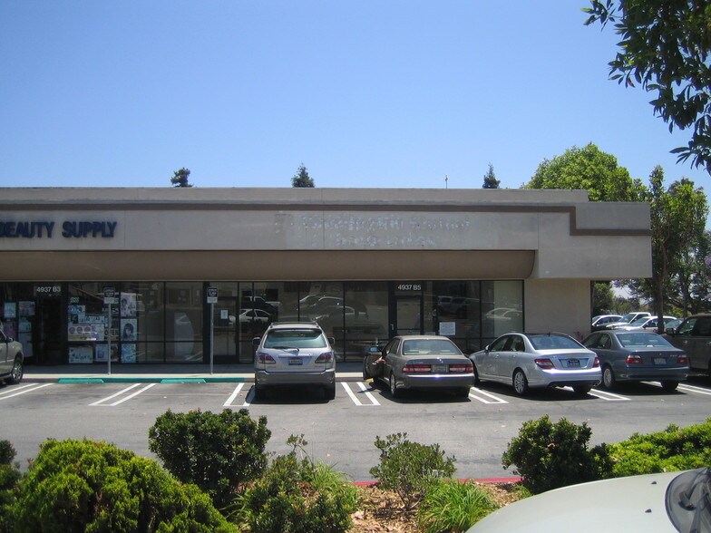 4925-4949 W Slauson Ave, Los Angeles, CA à louer - Photo de l’immeuble – Image 2 sur 22
