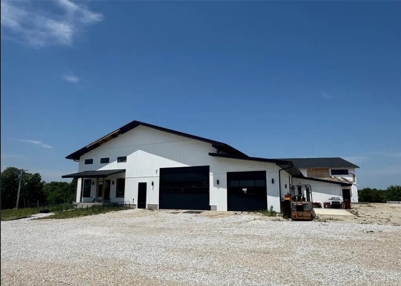 19199 Quarry Rd, Warrenton, MO à vendre - Photo de l’immeuble – Image 2 sur 27