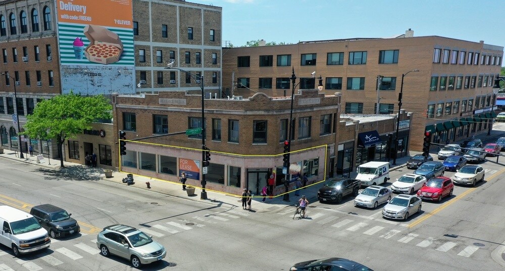 2401-2413 W Lawrence Ave, Chicago, IL à louer Photo de l’immeuble– Image 1 sur 6