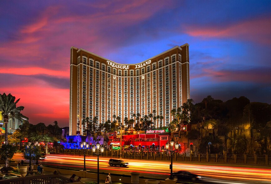 3300 S Las Vegas Blvd, Las Vegas, NV à louer - Photo principale – Image 1 sur 8