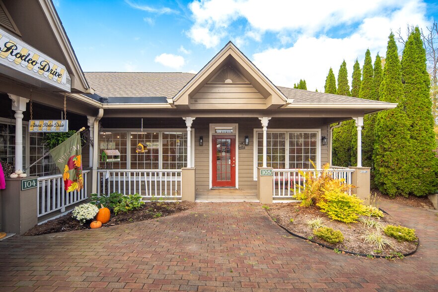 1132 Main St, Blowing Rock, NC à vendre - Photo de l’immeuble – Image 2 sur 7