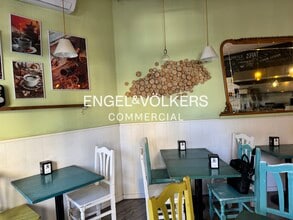 Local commercial dans Barcelone, Barcelona à louer Photo intérieure– Image 2 sur 8