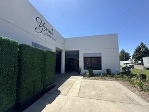 1850 W Collins Ave, Orange, CA à louer Photo intérieure– Image 1 sur 7