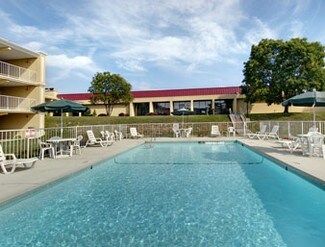 Plus de détails pour 484 Moody Dr, Maysville, KY - Hôtellerie à vendre