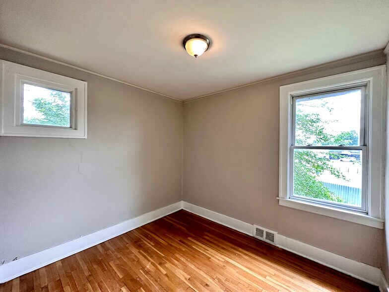 14028 Faircrest St, Detroit, MI à vendre - Photo intérieure – Image 3 sur 23