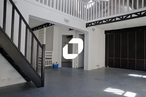 Plus de détails pour Bureau à vendre