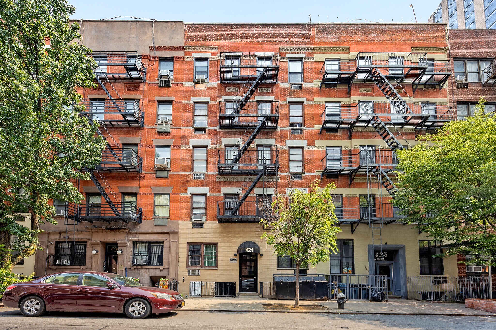 421 E 82nd St, New York, NY à vendre Photo de l’immeuble– Image 1 sur 20
