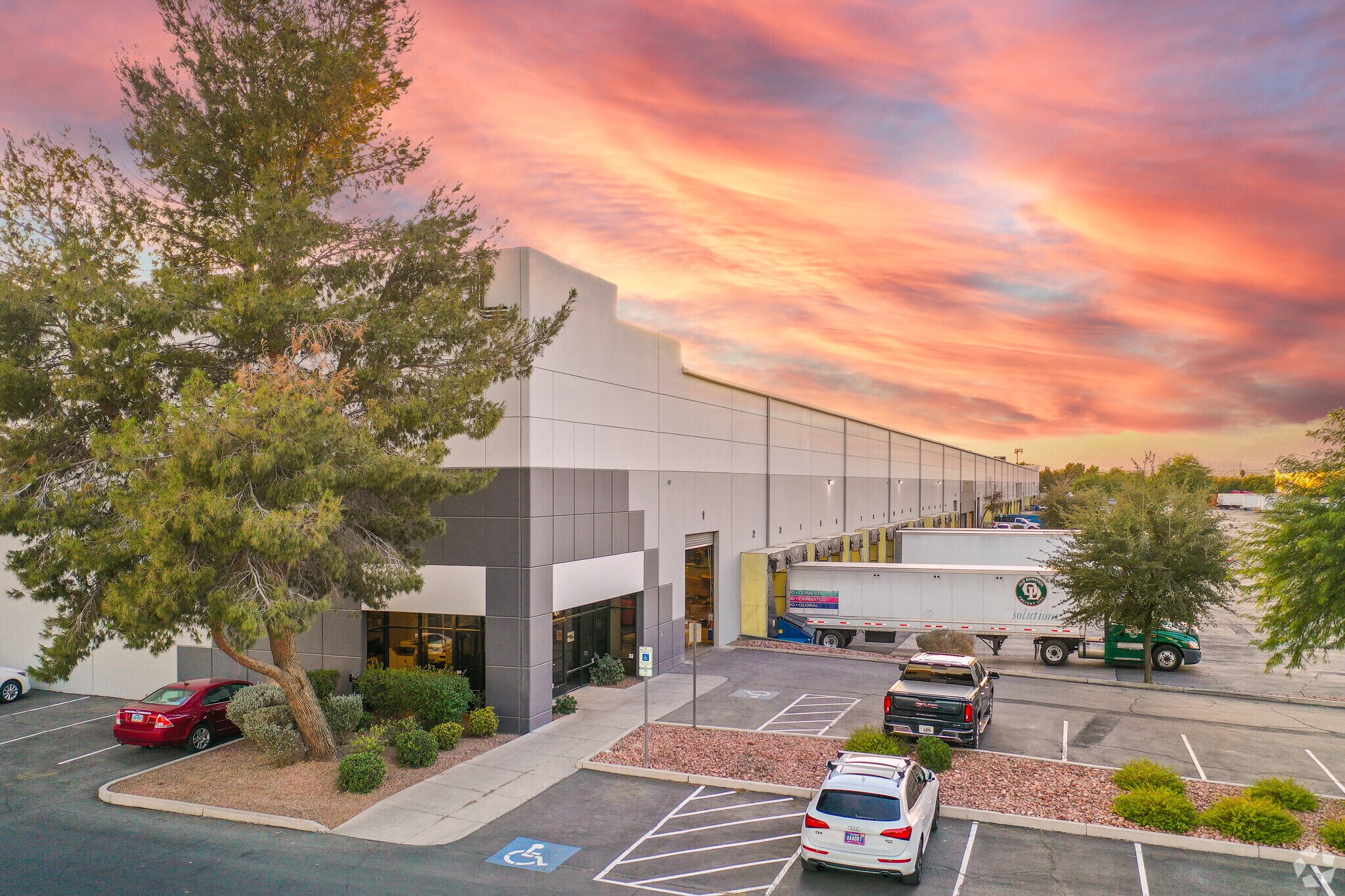 3101 N Marion Dr, Las Vegas, NV à louer Photo principale– Image 1 sur 8