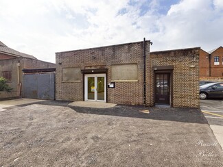 Plus de détails pour Market Hl, Buckingham - Local commercial à louer