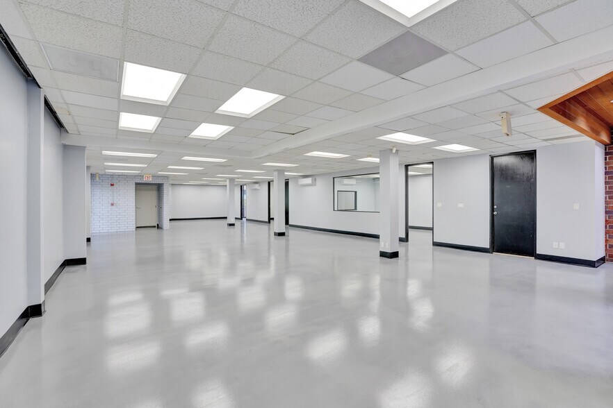 6 Upper Newport Plz, Newport Beach, CA à vendre - Photo de l’immeuble – Image 2 sur 29