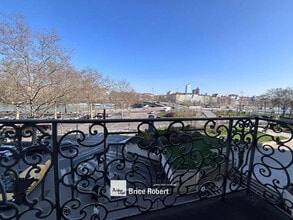 20-21 Place Tolozan, Lyon, RHO - Vue aérienne  vue de carte